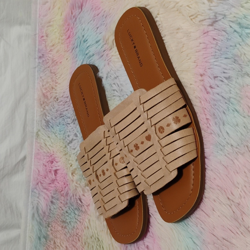 X101 Lucky Brand Sandals Worn 1x Sz9 12